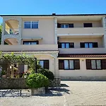Deskovic 3* Moscenicka Draga