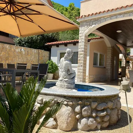 Deskovic ゲストハウス Mošćenička Draga