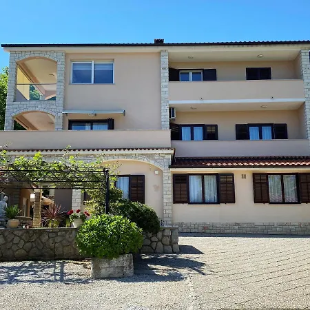 Deskovic 3* Mošćenička Draga