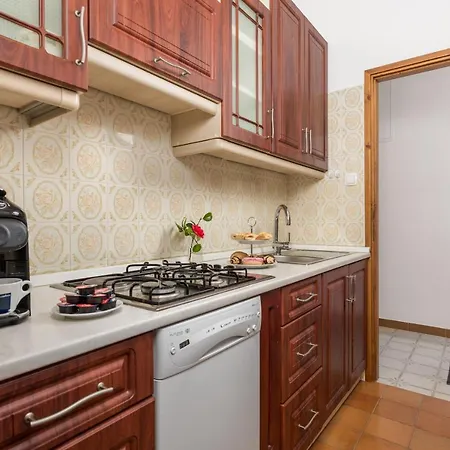 ゲストハウス Deskovic Mošćenička Draga