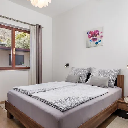 ゲストハウス Deskovic