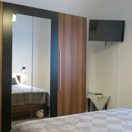 Deskovic ゲストハウス