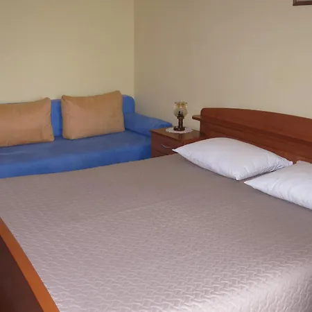 Deskovic ゲストハウス 3*