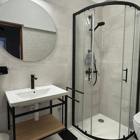 Deskovic Affittacamere 3*