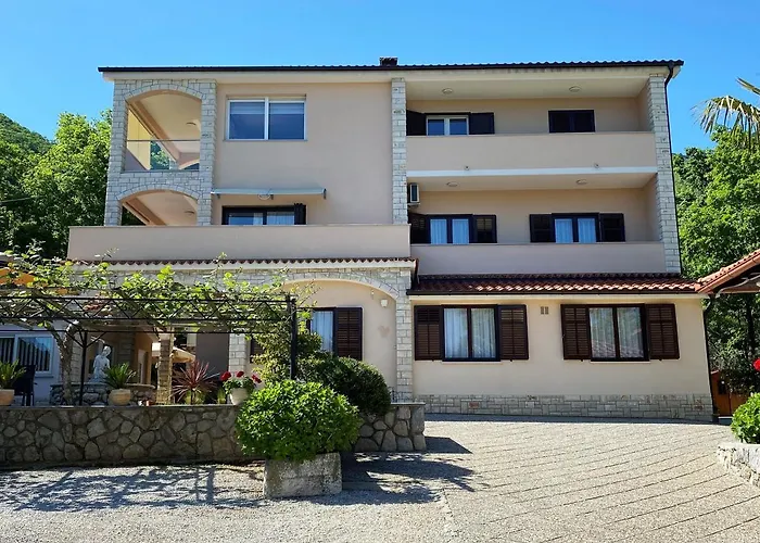 Deskovic 3* Mošćenička Draga