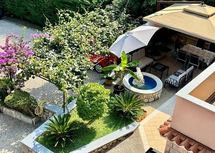 Deskovic Affittacamere 3*